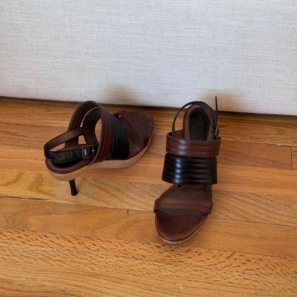 Marni Brown/Black Quilted Leather
Strap‎ Wood Platform Sandals Size 38